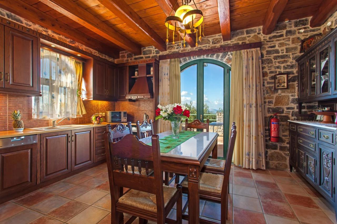 Villa Antina By Posarellivillas Litsardha Екстер'єр фото