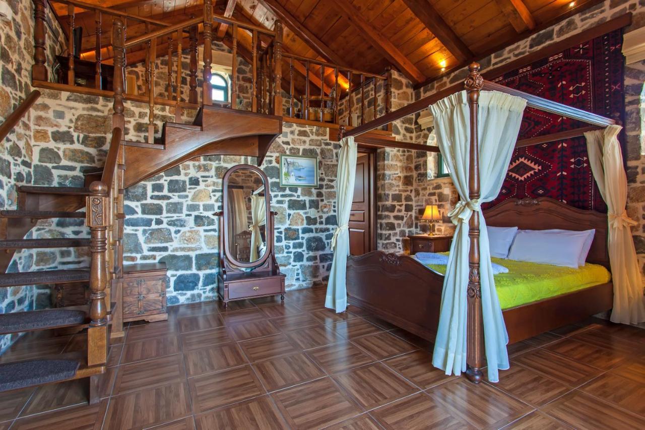 Villa Antina By Posarellivillas Litsardha Екстер'єр фото